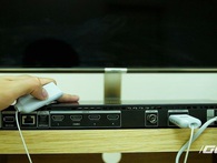 Vợ cứ tắt TV là lọ mọ ra rút phích cắm cho đỡ tốn điện, anh chồng chỉ đưa ra 1 bức ảnh khiến vợ không nói lên lời! Vợ cứ tắt TV là lọ mọ ra rút phích cắm cho đỡ tốn điện, anh chồng chỉ đưa ra 1 bức ảnh khiến vợ không nói lên lời!