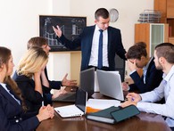 Đừng nhầm lẫn giữa lãnh đạo và nhà quản lý, đây là 2 khái niệm hoàn toàn khác nhau! Đừng nhầm lẫn giữa lãnh đạo và nhà quản lý, đây là 2 khái niệm hoàn toàn khác nhau!