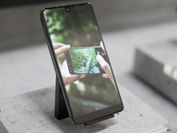 Nhà đồng sáng lập Android và tham vọng tạo ra chiếc Essential Phone có thể chữa được bệnh “nghiện smartphone” Nhà đồng sáng lập Android và tham vọng tạo ra chiếc Essential Phone có thể chữa được bệnh “nghiện smartphone”