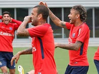 Vì sao giá các cầu thủ bóng đá như Neymar, Ronaldo,... lúc nào cũng cao ngất ngưởng? Vì sao giá các cầu thủ bóng đá như Neymar, Ronaldo,... lúc nào cũng cao ngất ngưởng?