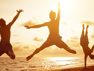 Ai cũng biết rằng phải sống đúng với thực tại, thế nhưng vì sao chẳng mấy người làm được điều ấy? Ai cũng biết rằng phải sống đúng với thực tại, thế nhưng vì sao chẳng mấy người làm được điều ấy?