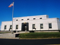 Bên trong kho vàng Fort Knox lớn nhất thế giới: Nơi cất giấu 4.500 tấn vàng thỏi Bên trong kho vàng Fort Knox lớn nhất thế giới: Nơi cất giấu 4.500 tấn vàng thỏi