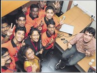Startup chỉ tuyển những shipper khiếm thính, vận chuyển hàng hóa khắp hàng cùng ngõ hẻm ở Mumbai Startup chỉ tuyển những shipper khiếm thính, vận chuyển hàng hóa khắp hàng cùng ngõ hẻm ở Mumbai