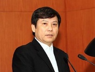 Phát biểu của Viện trưởng Viện Kiểm sát Nhân dân tối cao nhận được những tràng pháo tay liên tục từ doanh nghiệp Phát biểu của Viện trưởng Viện Kiểm sát Nhân dân tối cao nhận được những tràng pháo tay liên tục từ doanh nghiệp