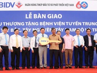 BIDV bàn giao 46 xe cứu thương tặng bệnh viện tuyến Trung ương và các tỉnh BIDV bàn giao 46 xe cứu thương tặng bệnh viện tuyến Trung ương và các tỉnh