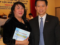 Con đường từ những siêu dự án đến nợ nần chồng chất của bà chủ tập đoàn Khang Thông Con đường từ những siêu dự án đến nợ nần chồng chất của bà chủ tập đoàn Khang Thông