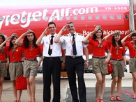 Lãnh đạo VietJet: Chúng tôi có cơ cấu chi phí trong nhóm tốt nhất thế giới, doanh thu và lợi nhuận năm nay sẽ tăng gấp rưỡi năm 2016 Lãnh đạo VietJet: Chúng tôi có cơ cấu chi phí trong nhóm tốt nhất thế giới, doanh thu và lợi nhuận năm nay sẽ tăng gấp rưỡi năm 2016