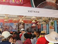 Câu chuyện DN Việt "mang chuông đi đánh xứ người": Có đi 100 hội chợ hay nhiều hơn nữa mà tư duy tiếp cận thị trường không thay đổi thì mãi vẫn quanh quẩn Câu chuyện DN Việt "mang chuông đi đánh xứ người": Có đi 100 hội chợ hay nhiều hơn nữa mà tư duy tiếp cận thị trường không thay đổi thì mãi vẫn quanh quẩn