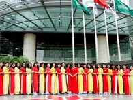 Không chỉ là lãi 10.000 tỷ trong năm tới, lãnh đạo VPBank còn tiết lộ hàng loạt tham vọng thống lĩnh thị trường Không chỉ là lãi 10.000 tỷ trong năm tới, lãnh đạo VPBank còn tiết lộ hàng loạt tham vọng thống lĩnh thị trường