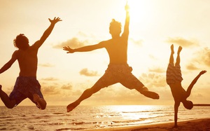 Ai cũng biết rằng phải sống đúng với thực tại, thế nhưng vì sao chẳng mấy người làm được điều ấy? Ai cũng biết rằng phải sống đúng với thực tại, thế nhưng vì sao chẳng mấy người làm được điều ấy?