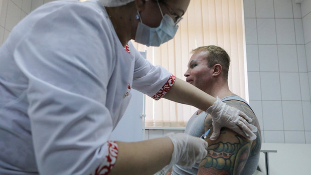 Nga chuẩn bị đăng ký vaccine COVID-19 tiềm năng thứ hai - Ảnh 1.