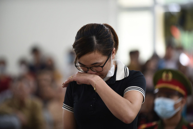 Chủ quán Nhắng nướng bị tuyên phạt 12 tháng tù giam: Bị cáo xin lỗi chị Hiền và toàn thể cộng đồng mạng - Ảnh 14.