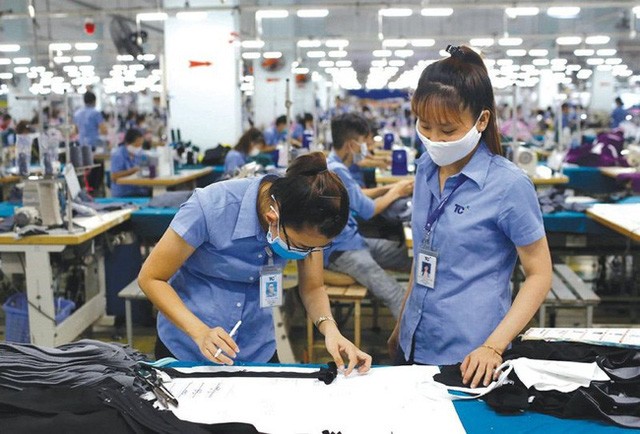 Công nhân dệt may châu Á bị mất việc hàng loạt - Ảnh 1.