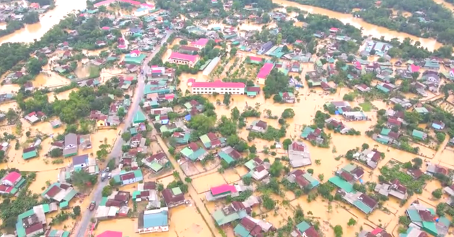 Toàn cảnh thiệt hại của trận lũ lịch sử gây ra tại Hà Tĩnh khiến 147 nghìn người bị ngập lụt  - Ảnh 4.