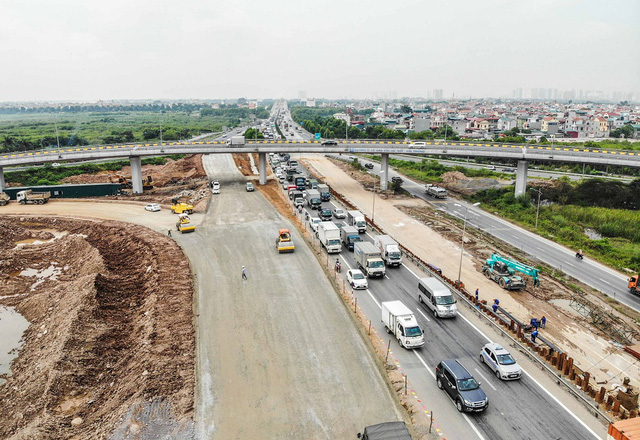  Cận cảnh công trình kết nối vành đai 3 với cao tốc Hà Nội - Hải Phòng  - Ảnh 1.