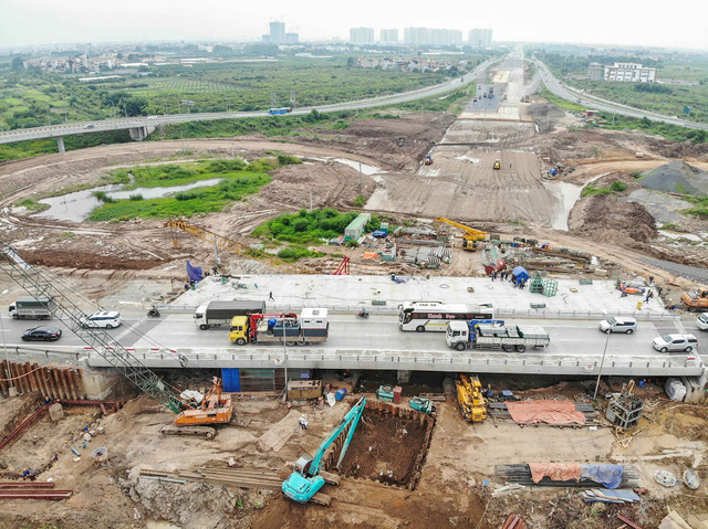  Cận cảnh công trình kết nối vành đai 3 với cao tốc Hà Nội - Hải Phòng  - Ảnh 6.