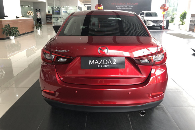  Đại lý xả hàng tồn: Mazda2 bản ‘full option’ dưới 500 triệu cạnh tranh Toyota Vios  - Ảnh 1.