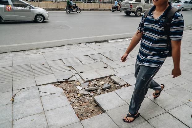 Nhiều tuyến phố Hà Nội lát đá thương hiệu 70 năm đã hư hỏng nghiêm trọng: KTS chỉ ra 4 nguyên nhân chính - Ảnh 2.