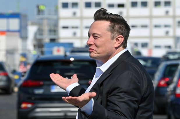 Nếu chỉ có 30 giây để trình bày ý tưởng với Elon Musk, bạn sẽ gây ấn tượng bằng cách nào? - Ảnh 1.
