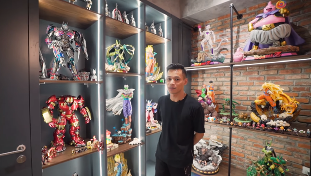 Khám phá dinh thự 7 tầng của Độ Mixi: Có thang máy và cả máy đếm tiền, phòng stream ngập mô hình đắt đỏ - Ảnh 9. Khám phá dinh thự 7 tầng của Độ Mixi: Có thang máy và cả máy đếm tiền, phòng stream ngập mô hình đắt đỏ - Ảnh 9.