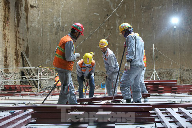  Cận cảnh lắp ráp robot đào hầm khủng nặng 850 tấn thi công Metro Nhổn - ga Hà Nội  - Ảnh 5.