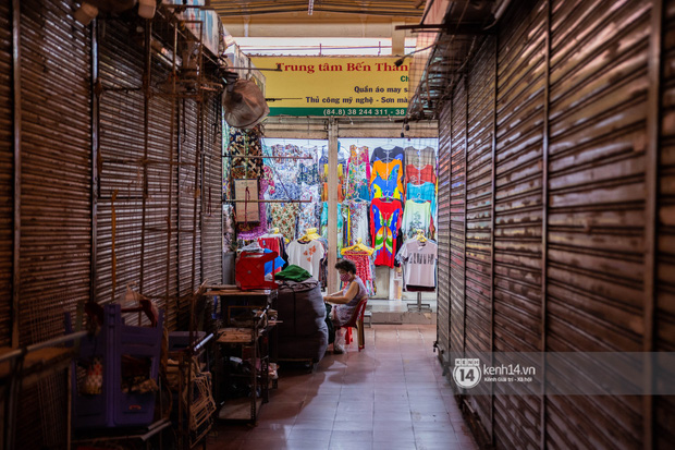 Các khu tham quan, mua sắm từng sầm uất nhất tại Sài Gòn ảnh hưởng ra sao bởi dịch Covid-19? - Ảnh 9.