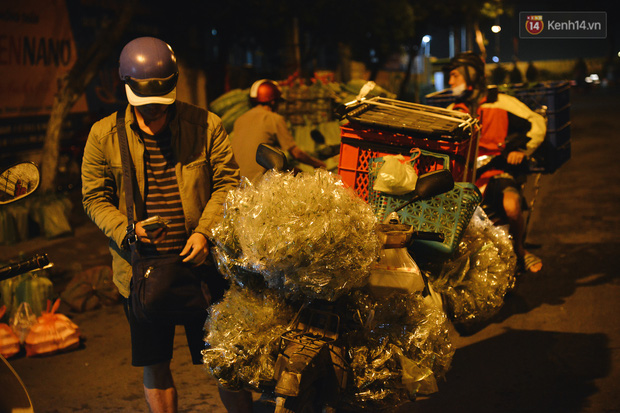 Cận cảnh chợ côn trùng độc nhất Sài Gòn, mỗi ngày chỉ họp đúng 2 tiếng lúc nửa đêm - Ảnh 16.