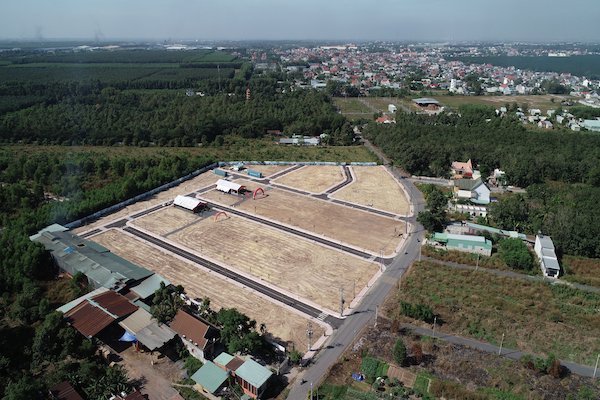  Bát nháo sang nhượng đất “dựa hơi” sân bay Long Thành  - Ảnh 1.