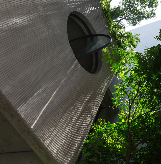 Nhà ống Hà Nội với thiết kế có một không hai, nhẵn mặt mọi tạp chí kiến trúc lớn nhỏ trên thế giới - Ảnh 3.