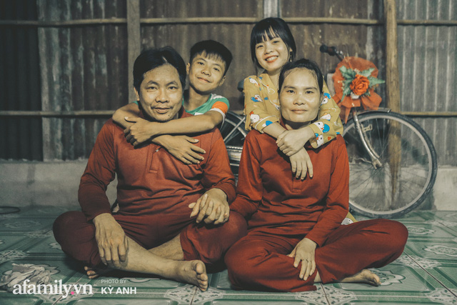  Hành trình ly kỳ như trên phim của 3 đứa trẻ đạp xe 400km suốt 5 ngày từ Cà Mau lên Sài Gòn để thăm mẹ: Tin nhắn cắt đứt hi vọng của người mẹ, tụi con đi thêm 1 ngày nữa sẽ không sống nổi!  - Ảnh 26.