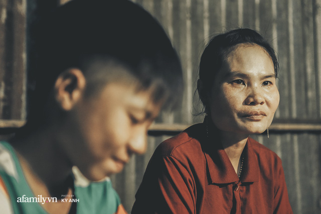  Hành trình ly kỳ như trên phim của 3 đứa trẻ đạp xe 400km suốt 5 ngày từ Cà Mau lên Sài Gòn để thăm mẹ: Tin nhắn cắt đứt hi vọng của người mẹ, tụi con đi thêm 1 ngày nữa sẽ không sống nổi!  - Ảnh 7.