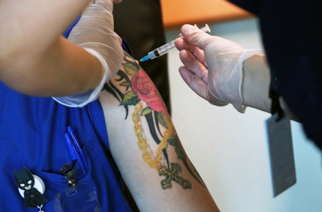 Những quốc gia đã tiêm chủng đại trà vaccine ngừa COVID-19 - Ảnh 5. Những quốc gia đã tiêm chủng đại trà vaccine ngừa COVID-19 - Ảnh 5.