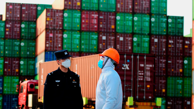 Bloomberg: Chính phủ nhiều nước đang tích trữ lương thực trước đại dịch Covid-19 - Ảnh 2. Bloomberg: Chính phủ nhiều nước đang tích trữ lương thực trước đại dịch Covid-19 - Ảnh 2.