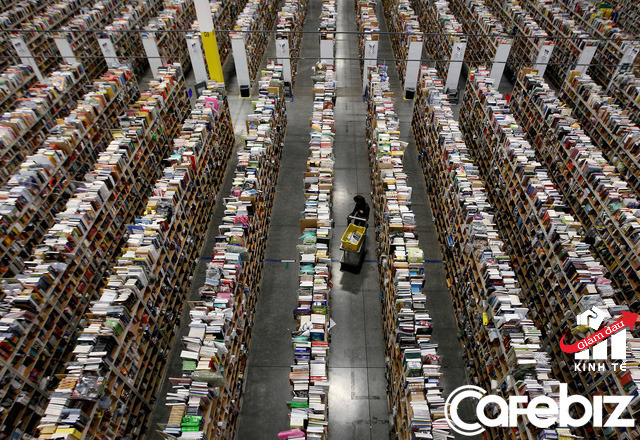 Các nhân viên kho của Amazon không thể về nhà: ‘Tôi không muốn làm quá sức, nhưng tôi cần 22 USD/h đó, tôi cần công việc này!’ - Ảnh 1. Các nhân viên kho của Amazon không thể về nhà: ‘Tôi không muốn làm quá sức, nhưng tôi cần 22 USD/h đó, tôi cần công việc này!’ - Ảnh 1.