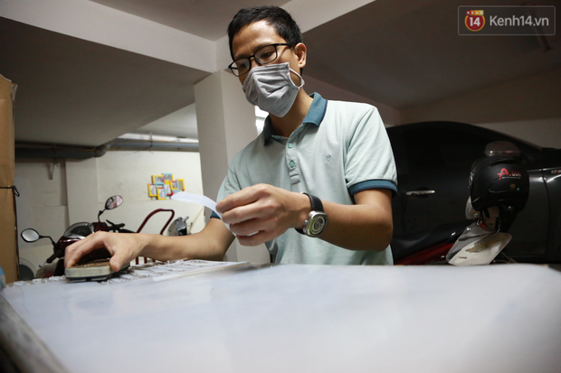 Người Hà Nội chế tạo đai đeo khẩu trang giảm đau tặng các y bác sĩ tuyến đầu chống dịch: Nếu đạt chất lượng thì chúng tôi sẽ làm ra nhiều hơn nữa - Ảnh 6. Người Hà Nội chế tạo đai đeo khẩu trang giảm đau tặng các y bác sĩ tuyến đầu chống dịch: Nếu đạt chất lượng thì chúng tôi sẽ làm ra nhiều hơn nữa - Ảnh 6.