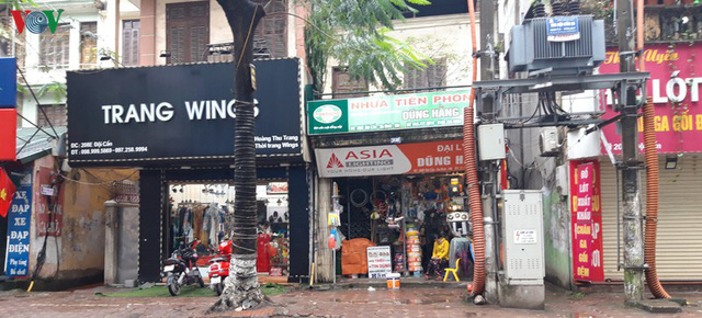  Các cửa hàng kinh doanh tại Hà Nội “thức giấc” sau một giấc “ngủ đông”  - Ảnh 6.