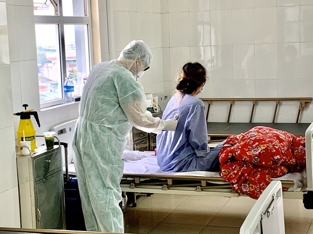 Bệnh nhân 52 ở Quảng Ninh dương tính sau 2 lần âm tính với SARS-CoV-2, chuyên gia lên tiếng - Ảnh 1.