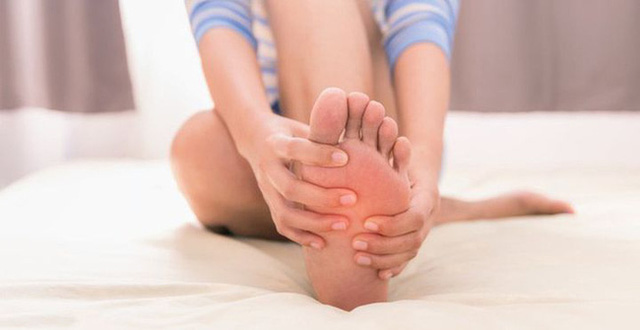  Bàn chân là biểu hiện của sức khỏe, có 7 thay đổi bất thường ở bàn chân cho thấy bệnh tật đang tìm đến  - Ảnh 3.
