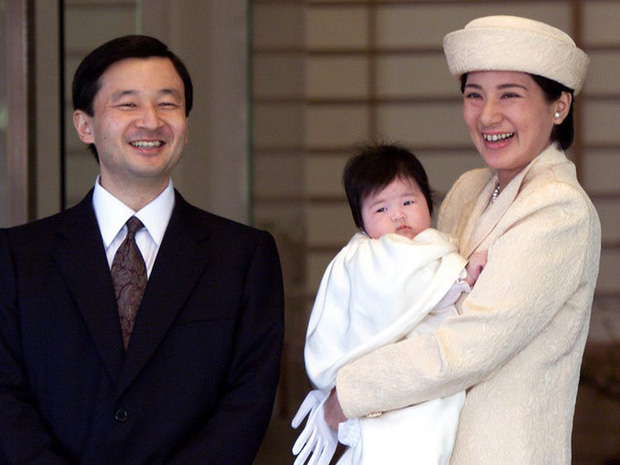  Hoàng hậu Masako - người mẹ từng vượt qua căn bệnh trầm cảm, dùng kỷ luật thép để dạy con sống như thường dân, không có đặc quyền dù là công chúa - Ảnh 3.