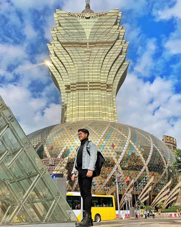 Cận cảnh công trình để đời nhất của “ông trùm” sòng bạc Macau vừa qua đời: Toà nhà hình búp sen vàng khổng lồ, hình check-in ngập tràn MXH - Ảnh 7.