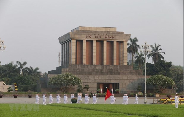 Tạm dừng các lễ viếng lăng Chủ tịch Hồ Chí Minh để tu bổ - Ảnh 1.