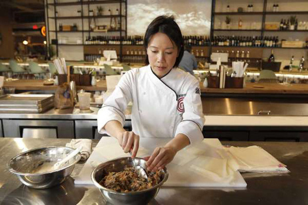 Món bánh táo rác rưởi trong menu nhà hàng của Vua đầu bếp Christine Hà được cư dân mạng chia sẻ rầm rộ và câu chuyện đặc biệt phía sau  - Ảnh 5.