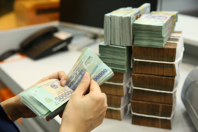 Vì sao chưa doanh nghiệp nào vay được gói 16.000 tỉ đồng để trả lương cho nhân viên? - Ảnh 1. Vì sao chưa doanh nghiệp nào vay được gói 16.000 tỉ đồng để trả lương cho nhân viên? - Ảnh 1.