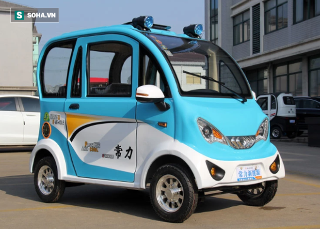  Cận cảnh chiếc ô tô giá rẻ, chỉ ngang ngửa một chiếc xe máy - Ảnh 3.