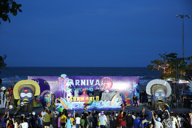  Sau Covid-19, du lịch Sầm Sơn bùng nổ với lễ hội Carnival đường phố  - Ảnh 6.