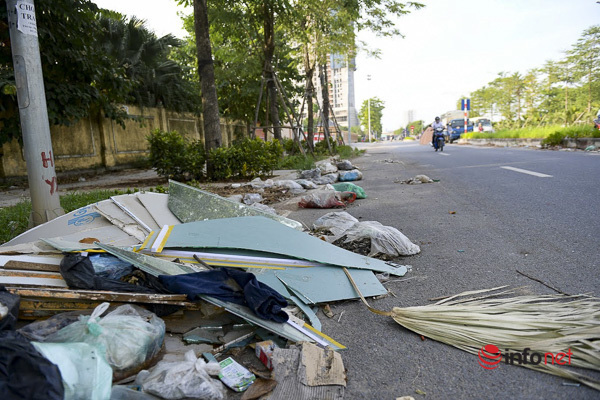  Hà Nội: Đại lộ nghìn tỷ vừa thông xe biến thành các bãi rác rùng mình  - Ảnh 6.