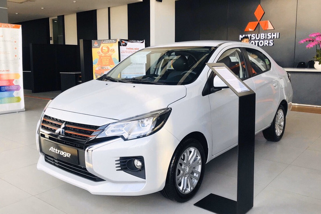 Giữ giá tăng ‘option’ - Cách chiếm thị phần mạnh tay của Mitsubishi tại Việt Nam - Ảnh 3. Giữ giá tăng ‘option’ - Cách chiếm thị phần mạnh tay của Mitsubishi tại Việt Nam - Ảnh 3.