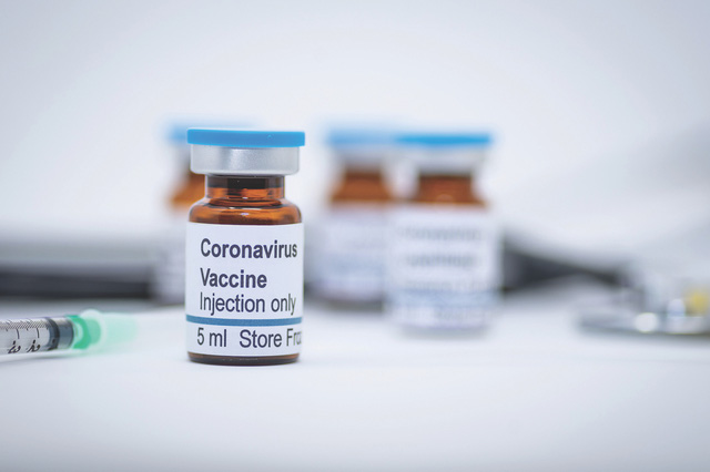 Sẽ có vaccine COVID-19 giá rẻ cho các nước thu nhập thấp? - Ảnh 1.
