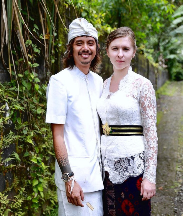 Bali chỉ là thiên đường giữa nhân gian? Cô gái Tây phương tới đây lấy chồng tiết lộ những sự thật không như quảng cáo của hòn đảo này - Ảnh 1. Bali chỉ là thiên đường giữa nhân gian? Cô gái Tây phương tới đây lấy chồng tiết lộ những sự thật không như quảng cáo của hòn đảo này - Ảnh 1.