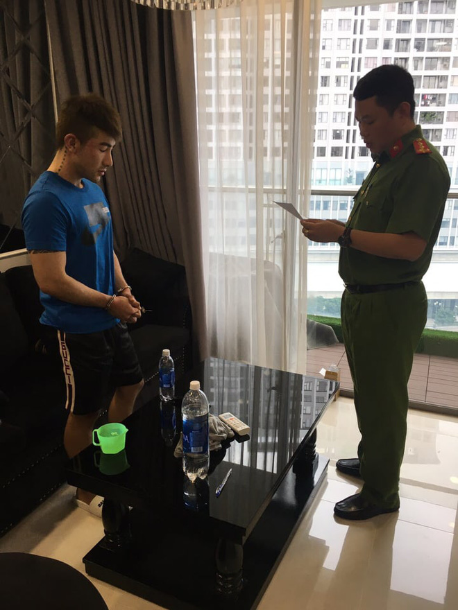  Đường dây bán dâm 30.000 USD: Tú ông Lục Triều Vỹ giàu cỡ nào? - Ảnh 1.